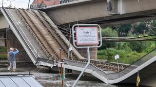 Pojavio se snimak kada se srušio most u Drezdenu: Odjednom nestao dio konstrukcije