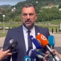 Konaković: Ne shvatam ljude koji odgajaju svoju djecu da im neko ko je ubijao trudnice bude heroj