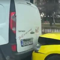 Video / Sudar tri vozila u Sarajevu, stvaraju se gužve