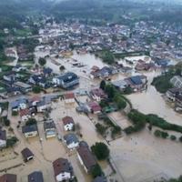 Udruženje "Pomozi.ba" pokrenulo apel: Pomoć za unesrećene u poplavama 