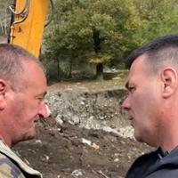 Video / "Avaz" na licu mjesta: Načelnik Jablanice u selu Zlate, emotivni susret i zagrljaj sa Ibrahimom Begićem