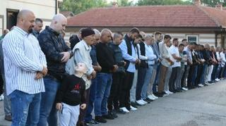 Bajram-namaz prvi put ove godine klanjan i u prostoru Islamskog centra Zenica