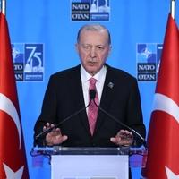 Erdoan: Turska neće odobriti pokušaje saradnje sa Izraelom u okviru NATO-a