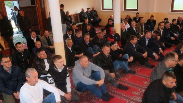 Čaršijska džamija u Srebrenici - Avaz