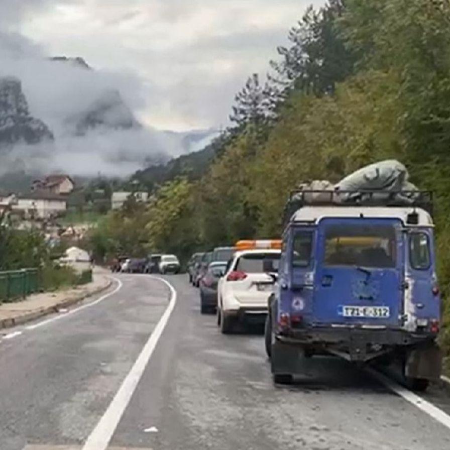 Video / Reporteri "Avaza" u Jablanici: Policija trenutno ne dopušta prolazak do mjesta katastrofalnih klizišta