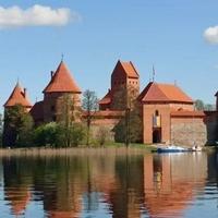 Gotički dvorac Trakai privlači turiste u grad na vodi 