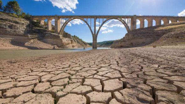 Prijete požari, poplave i suše - Avaz