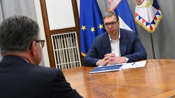 Vučić na sastanku s Lajčakom - Avaz