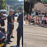 Video / Turisti u Sarajevu prepoznali Dejvida Kultarda, slavni vozač napravio šmekerski potez