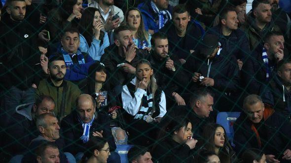 Atmosfera na stadionu Grbavica - Avaz