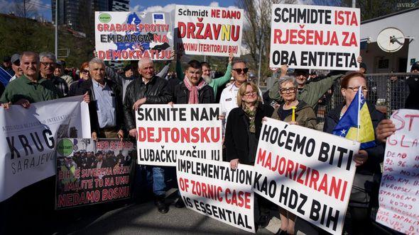 Sa posljednjih protesta ispred OHR-a - Avaz