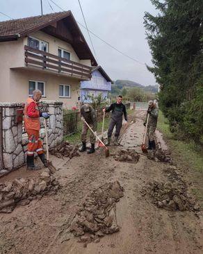 Pomoć u Kiseljaku - Avaz