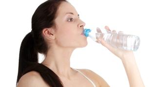 Hidriranost organizma vrlo je važna: Koliko vode treba piti tokom ljeta