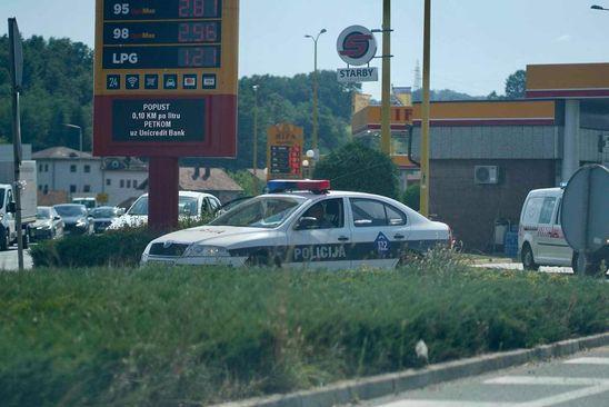 Policija na uviđaju - Avaz