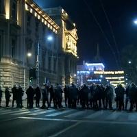 Policija zatvorila plato ispred Skupštine grada Beograda