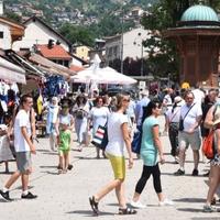 Alarmantna  situacija u Sarajevu zbog vrućina: Ljudi kolabiraju na ulicama, za 4 sata više od 20 intervencija