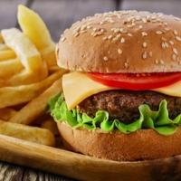 Naučnici objašnjavaju: Šta će samo jedan hamburger sedmično učiniti vašem mozgu