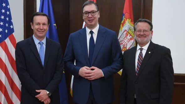 Vučić s Marfijem i Pitersom - Avaz