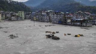 Himalaji: Najmanje 10 mrtvih, zarobljeno 2.400 turista