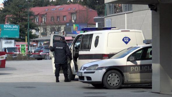 Uhapšeni zadržani u službenim prostorijama - Avaz