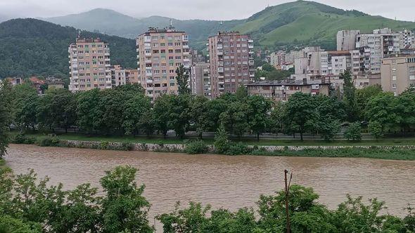 Slobodne sve putne komunikacije u ZDK - Avaz