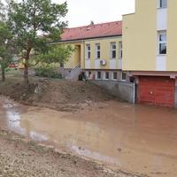 Nevrijeme s obilnim padavinama uzrokovalo brojne probleme na sjeveru Hrvatske
