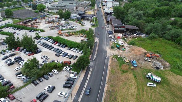 U ulici Džemala Bijedića, na dionici od FIS-a do spoja sa X transverzalom u toku su završni radovi - Avaz