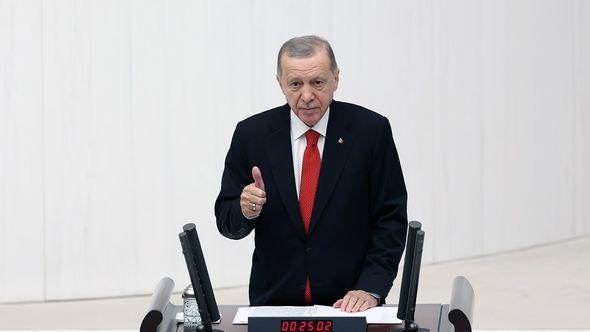 Redžep Tajip Erdoan - Avaz