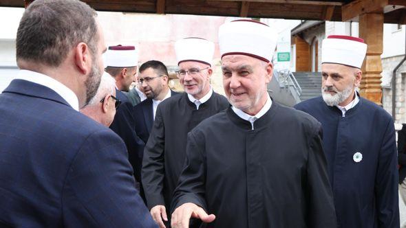 Reisu-l-ulema Husein ef. Kavazović - Avaz