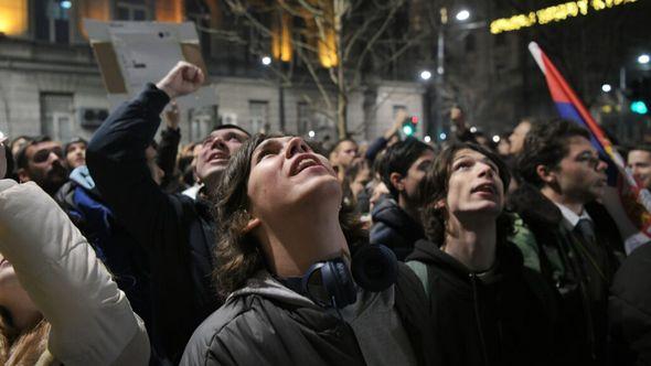 Protesti u Beogradu - Avaz