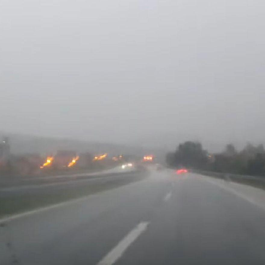 Video / Prolom oblaka na autoputu kod Kaknja