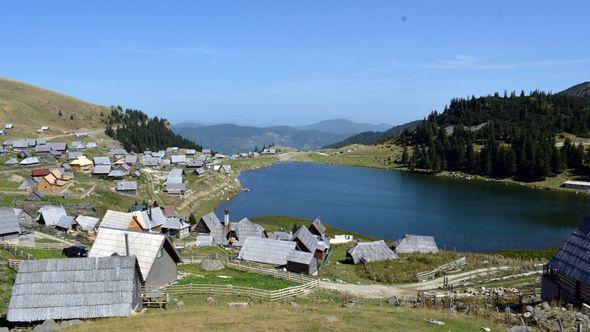 Prokoško jezero - Avaz