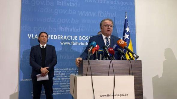 Press konferencija nakon sjednice Vlade FBiH - Avaz