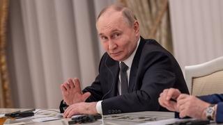 Putin prijeti: Svijet se približio tački bez povratka