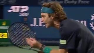 Video / Peti teniser svijeta diskvalifikovan s turnira, navodno je psovao sudiji
