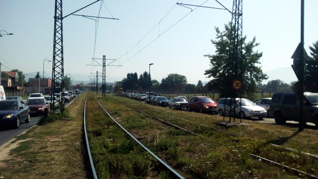 Saobraćajni kolaps svakog dana na ulazu i izlazu iz Ilidže