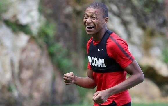 Transferi uživo: Monaco počeo pregovore sa PSG-om oko Mbappea