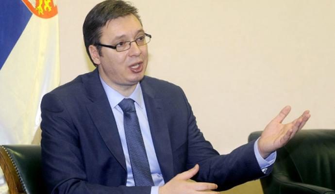 Kriminalci u "bentliju" naletili na vozilo u kojem se nalazio Aleksandar Vučić