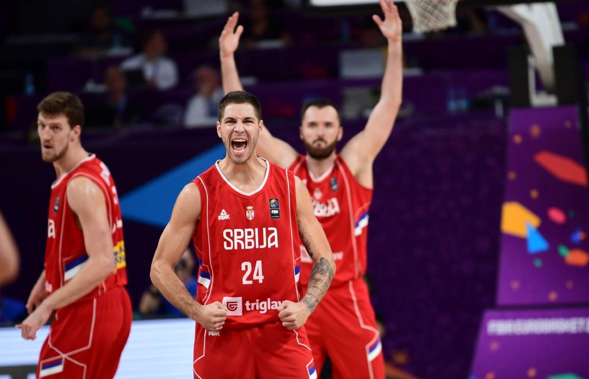 Na krilima Bogdanovića i Marjanovića: Srbija pobijedila Rusiju i izborila finale Eurobasketa protiv Slovenije