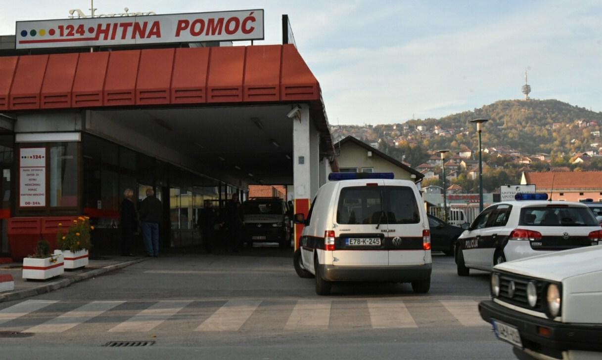 Drama u sarajevskoj Hitnoj pomoći: Muškarac koji je pucao sebi u glavu, preminuo u bolnici