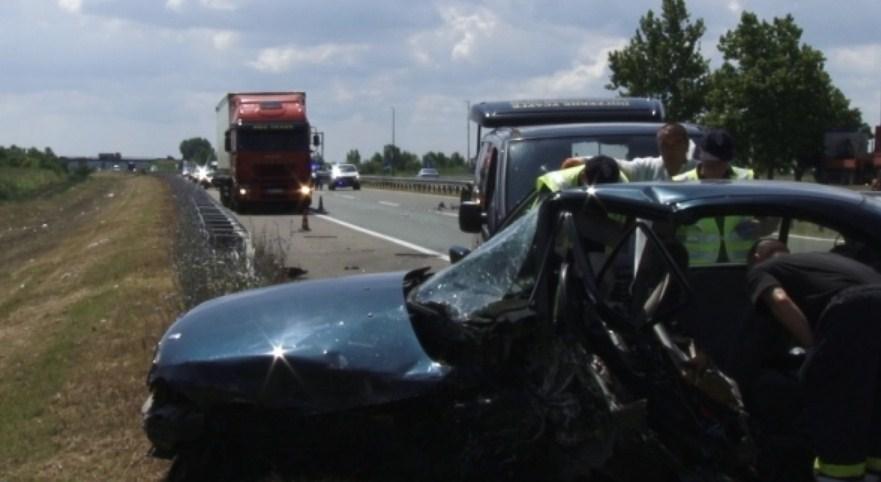 Nesreća na autoputu Niš - Beograd, poginula jedna osoba