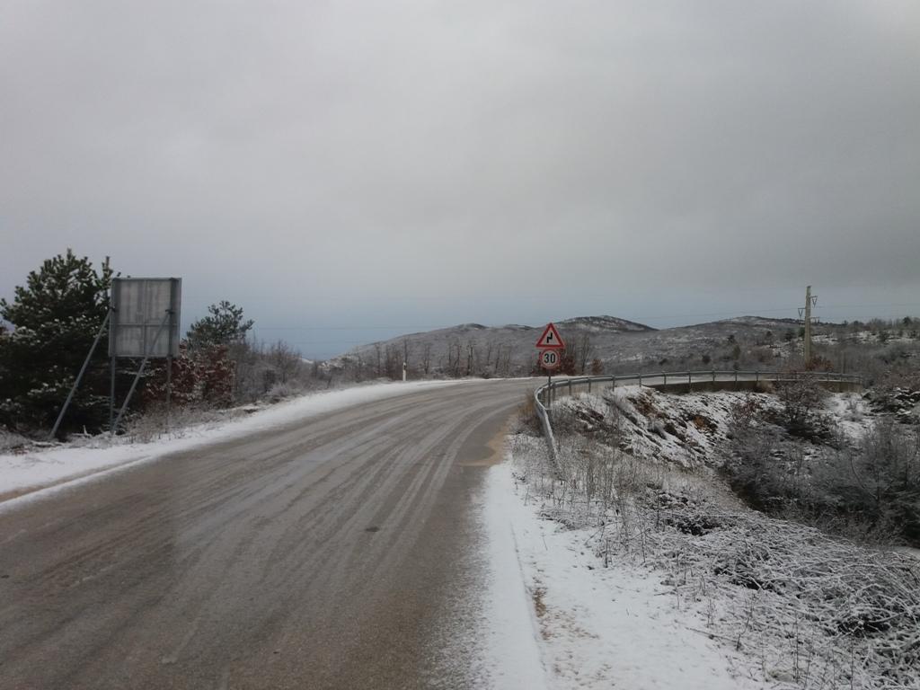 U Krajini i na planinama snijeg, u ostalim dijelovima zemlje kiša