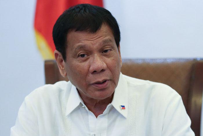 Više od 2.200 filipinaca poslušalo Dutertea