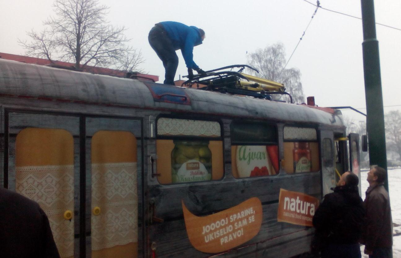 Zbog zaleđene kontaktne mreže ne rade tramvaji na relaciji Ilidža - Nedžarići