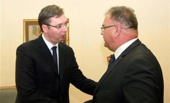 Vučić i Ivanić sastat će se sutra u Beogradu