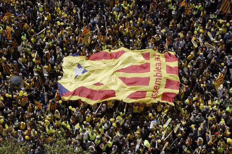 Katalonski separatisti protestiraju na ulicama Barcelone