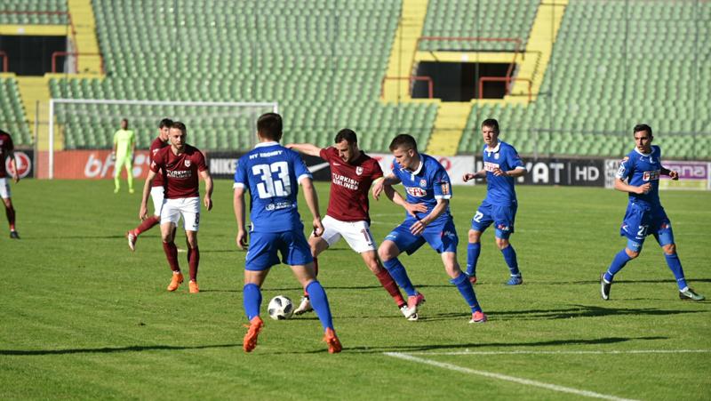 Sarajevo na sablasno praznom Koševu pobijedilo Široki i ostalo u borbi za Evropu