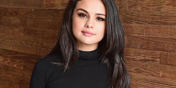 Selena Gomez diktira modne trendove