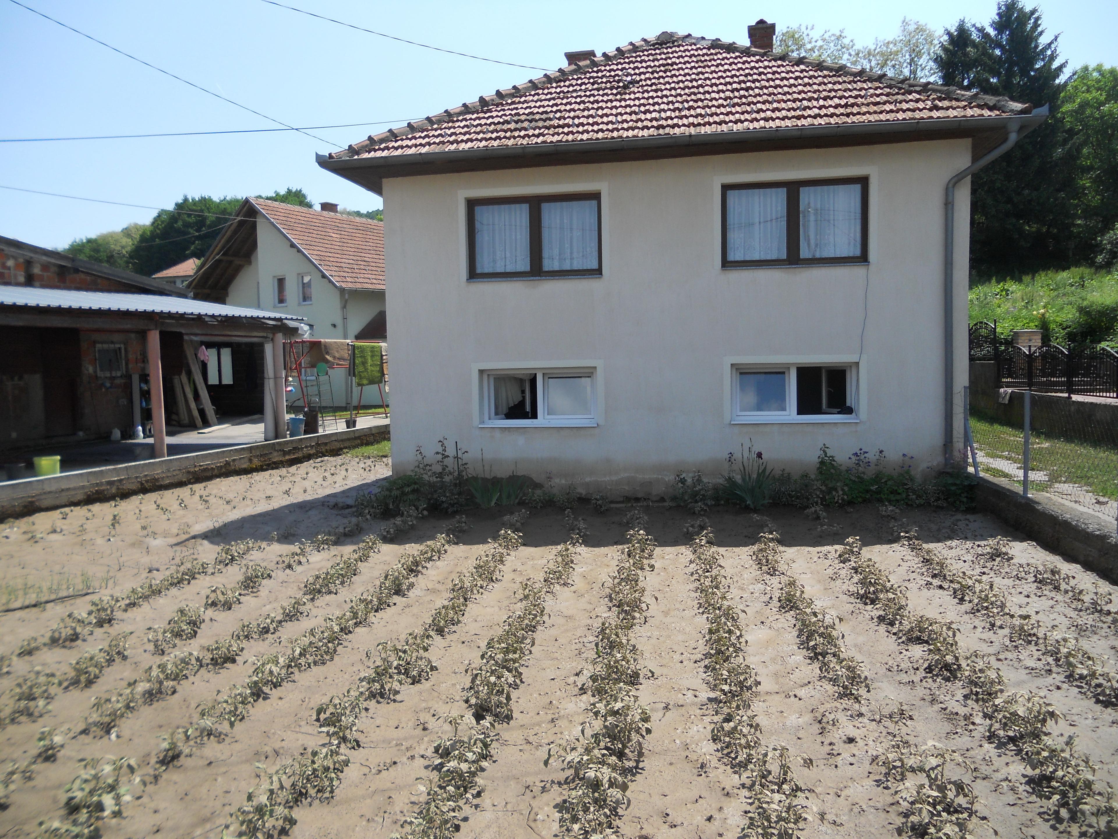 Ogorčene Maglajlije: Mi više nemamo snage