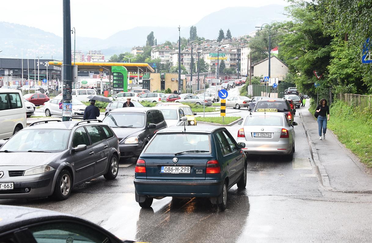 Kolaps u Sarajevu: Haotične gužve u saobraćaju